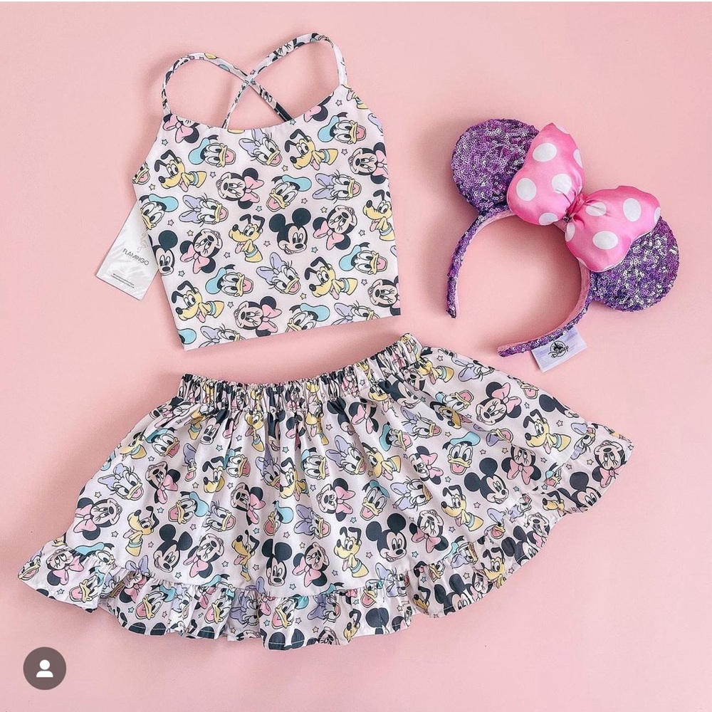 Disney printed size 2 girls matching skirt and top set